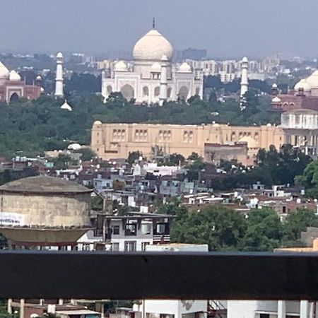 דירות אגרה Luxury Penthouse With Taj Mahal View מראה חיצוני תמונה